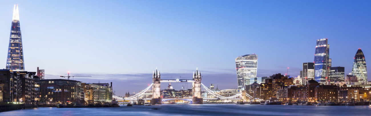 B London 190403