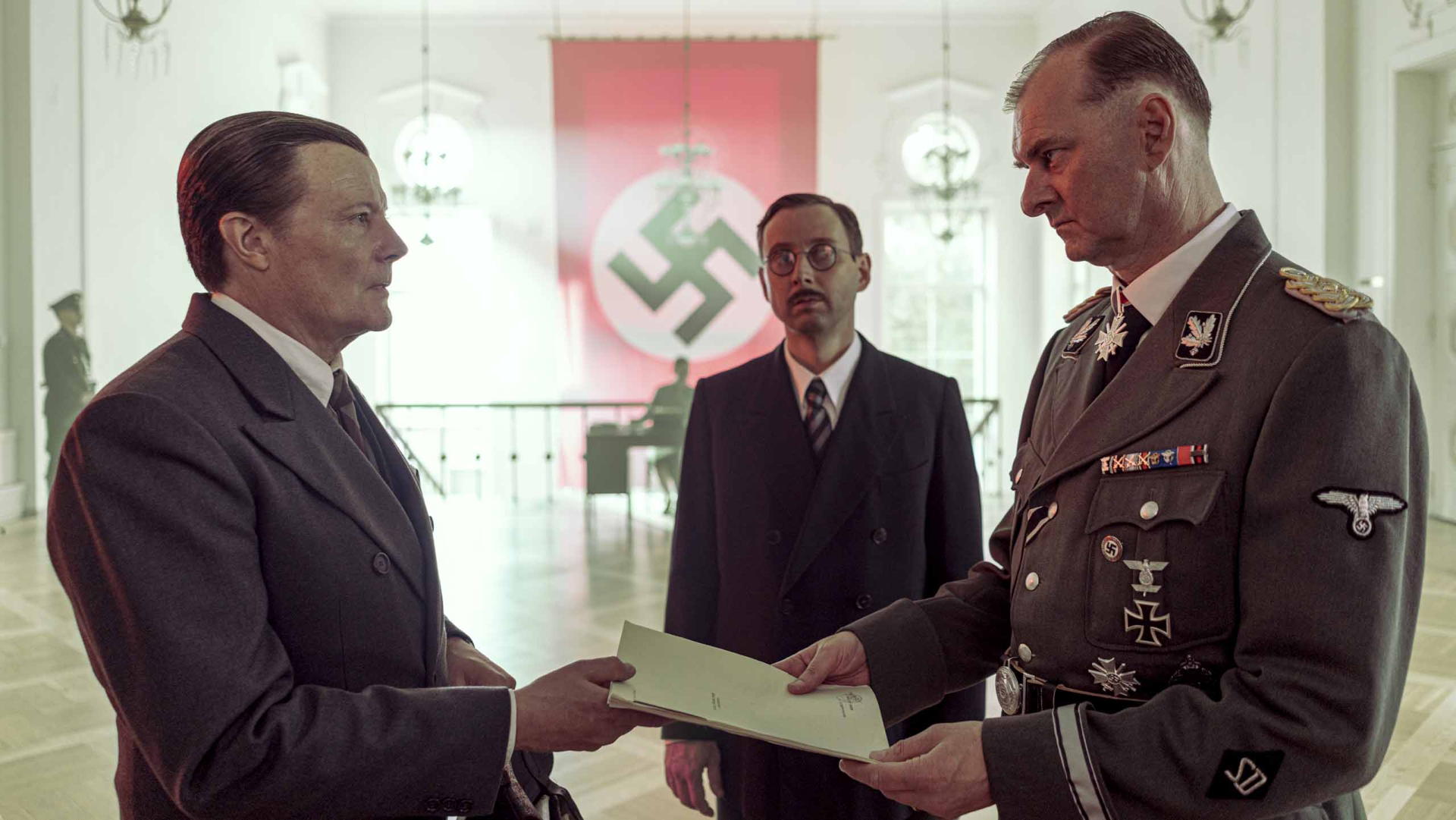 B03 Nie Alein by_Cata_Portin