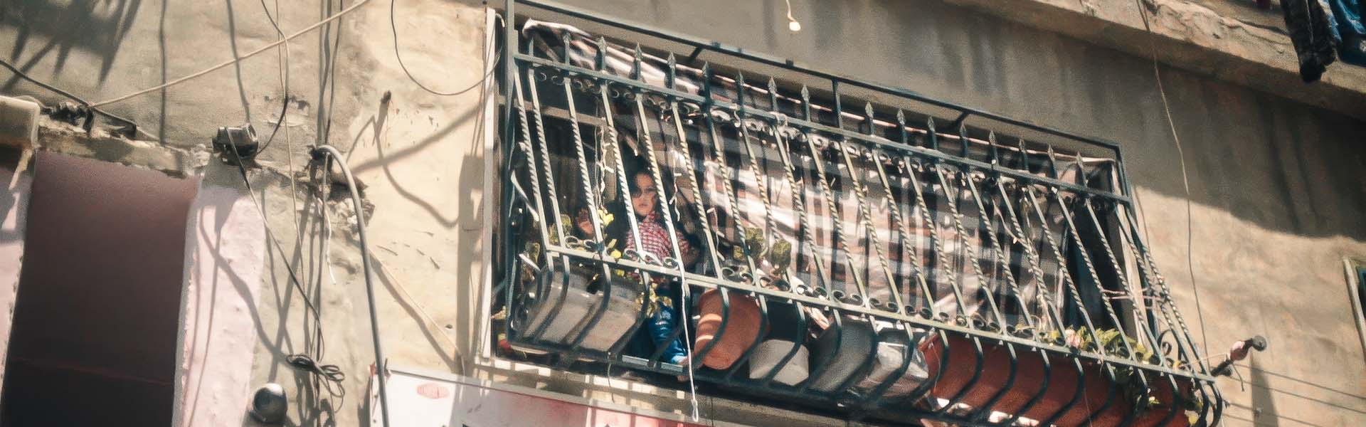 UntilWeTalk_Filmstill_ShuafatCampGirlBars_1920x600px_UCM.ONE