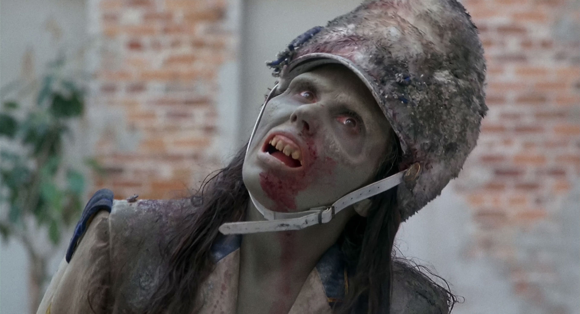 Zombie2_DayOfTheDead_FilmStill_17_1920x1040_UCMONE